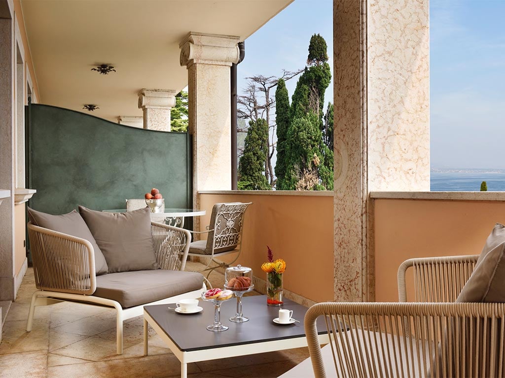 Rooms & suites21 Rooms & suites21