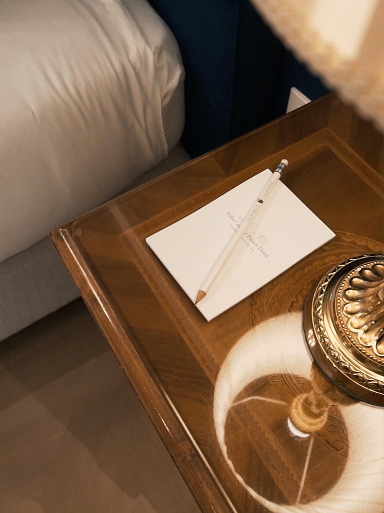 Rooms & suites 36 Rooms & suites 36