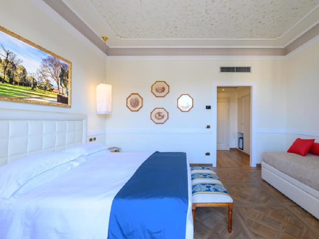 Deluxe Zimmer mit Balkon15 Deluxe Zimmer mit Balkon15