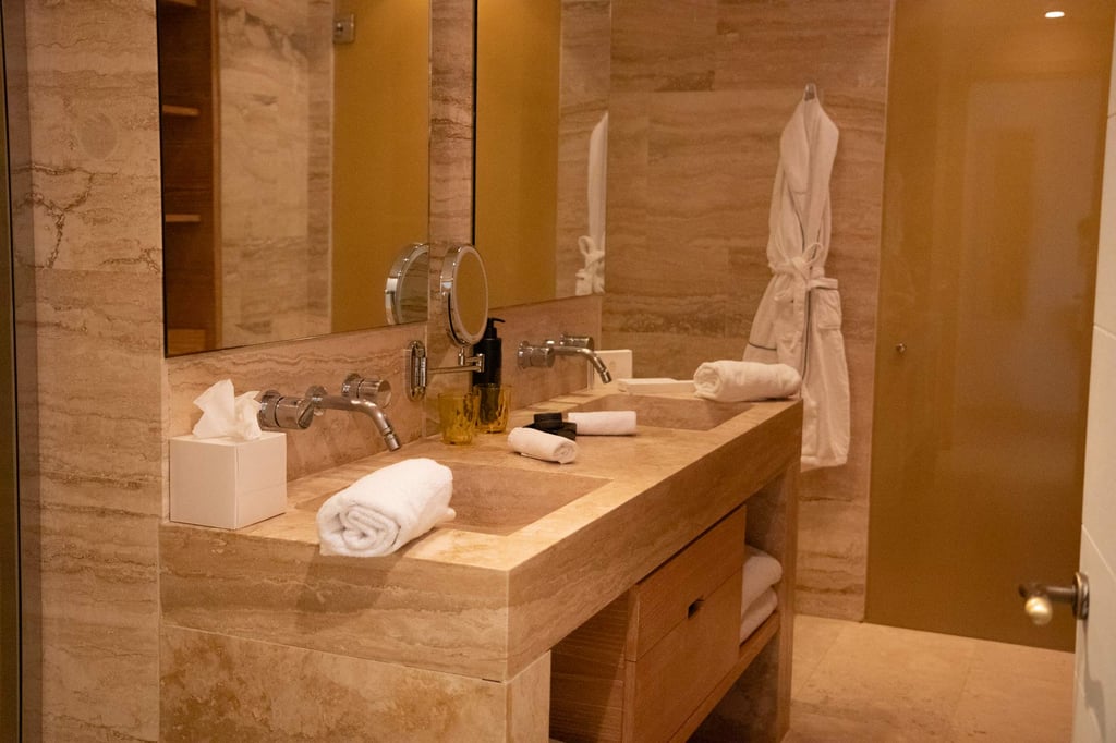UNESCO Junior Suite 6
