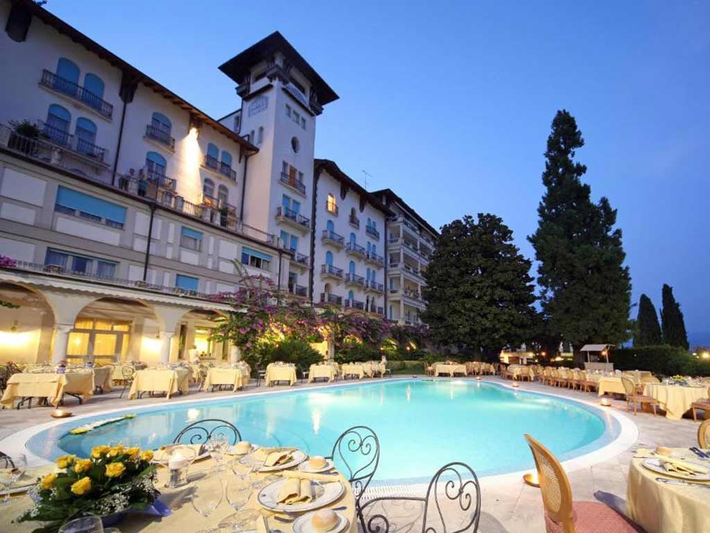 Celebra il tuo matrimonio da sogno all’Hotel Savoy Palace con vista sul Lago di Garda5 Celebra il tuo matrimonio da sogno all’Hotel Savoy Palace con vista sul Lago di Garda5