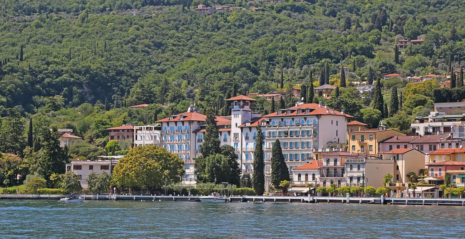 Hotel Savoy Palace1