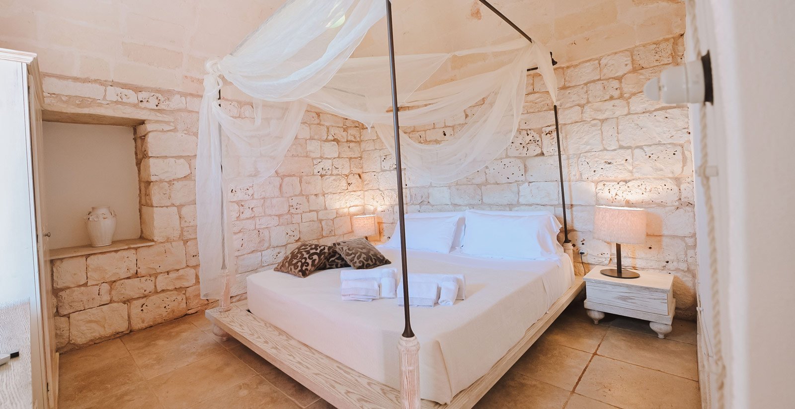 Suite with veranda1