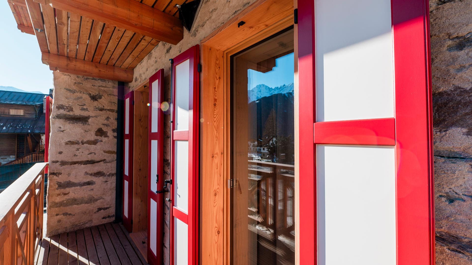 Appartamento bilocale con balcone e vista panoramica10