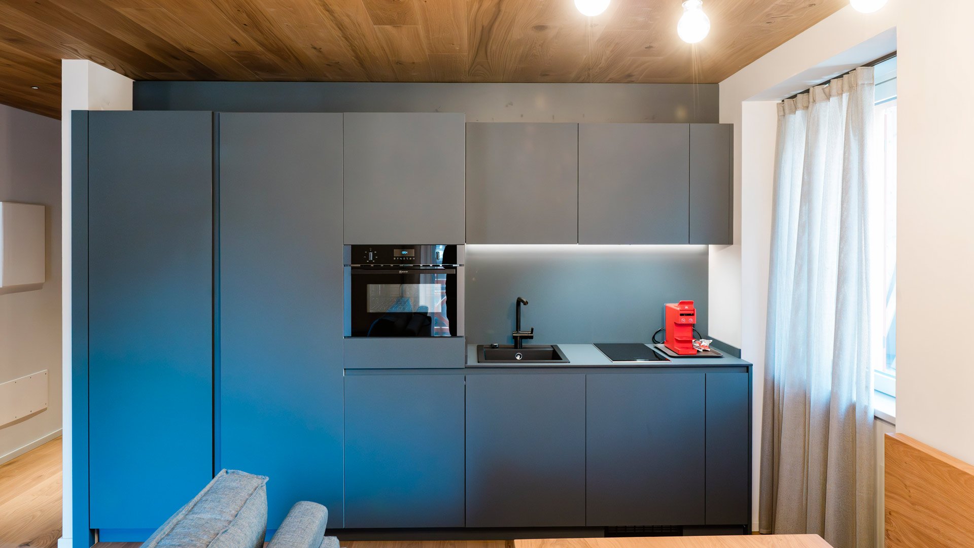 Appartamento bilocale con balcone e vista panoramica7