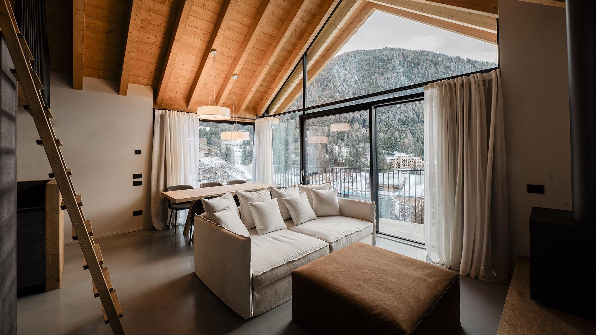 Dalania Mountain Apartments1