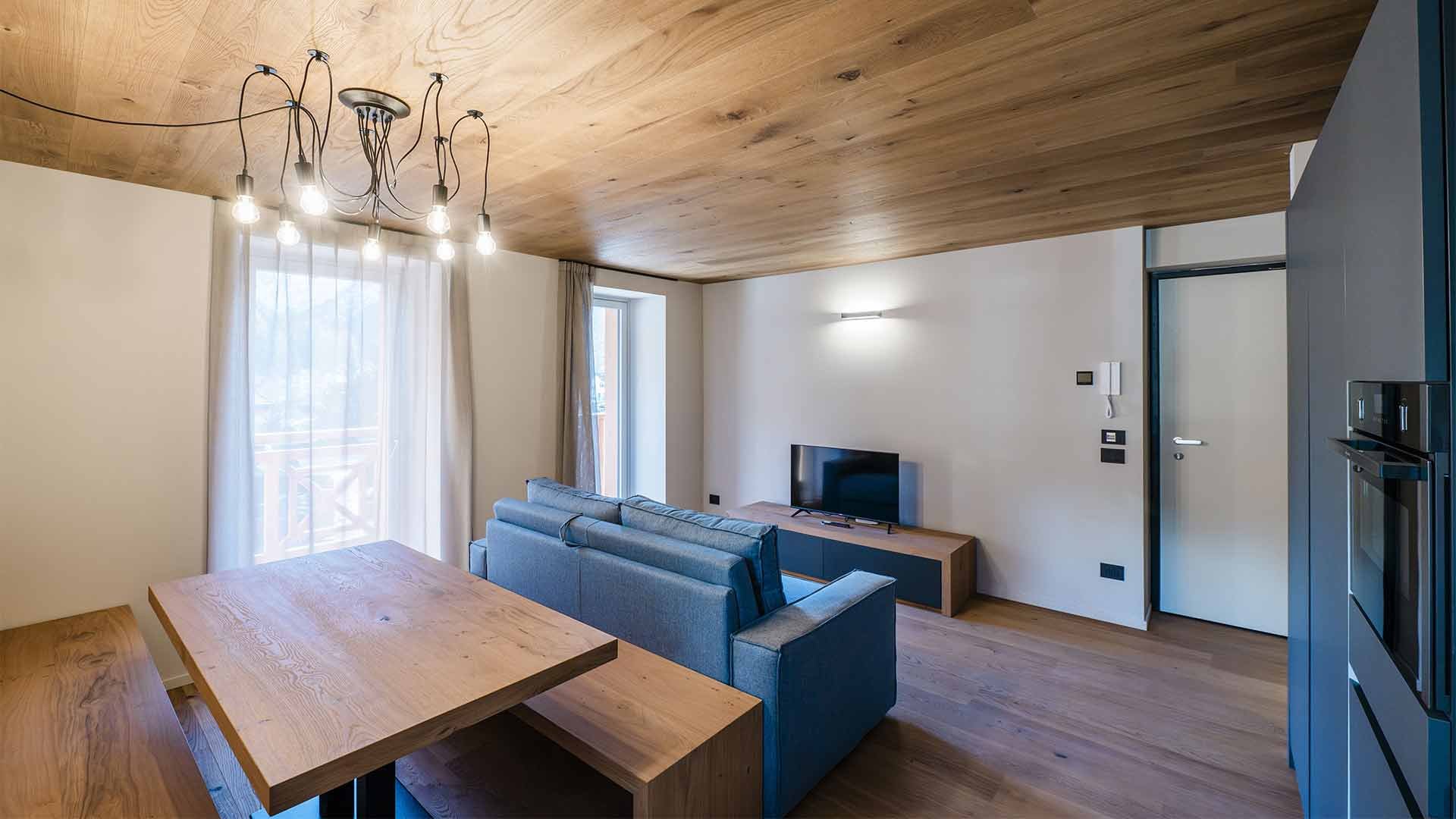 Appartamento bilocale con balcone e vista panoramica2