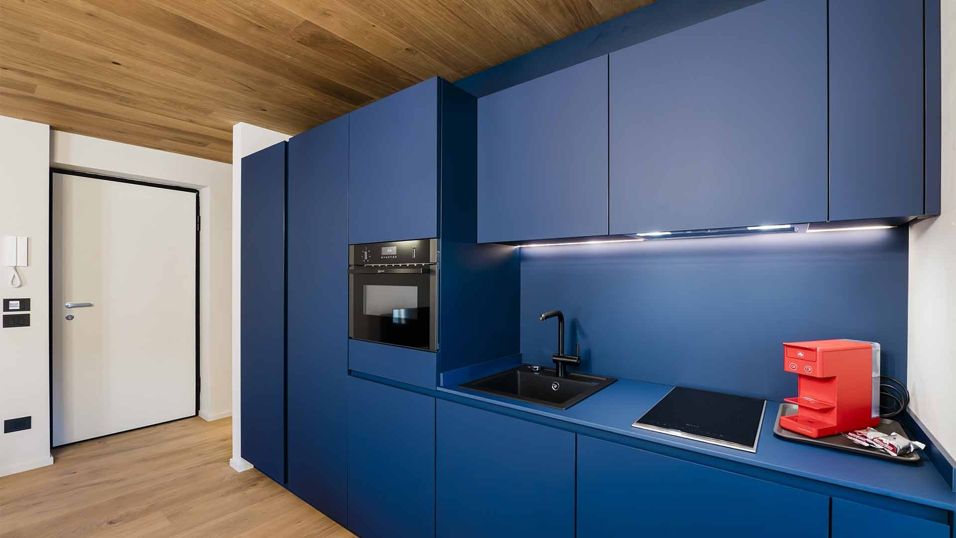 Appartamento bilocale con balcone e vista panoramica6