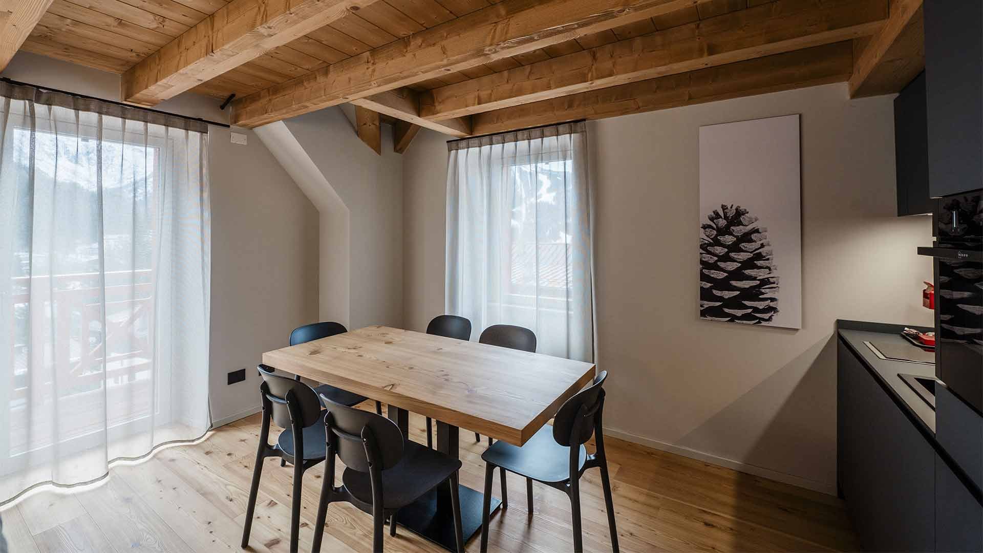 Appartamento trilocale prestige con balcone e vista panoramica3