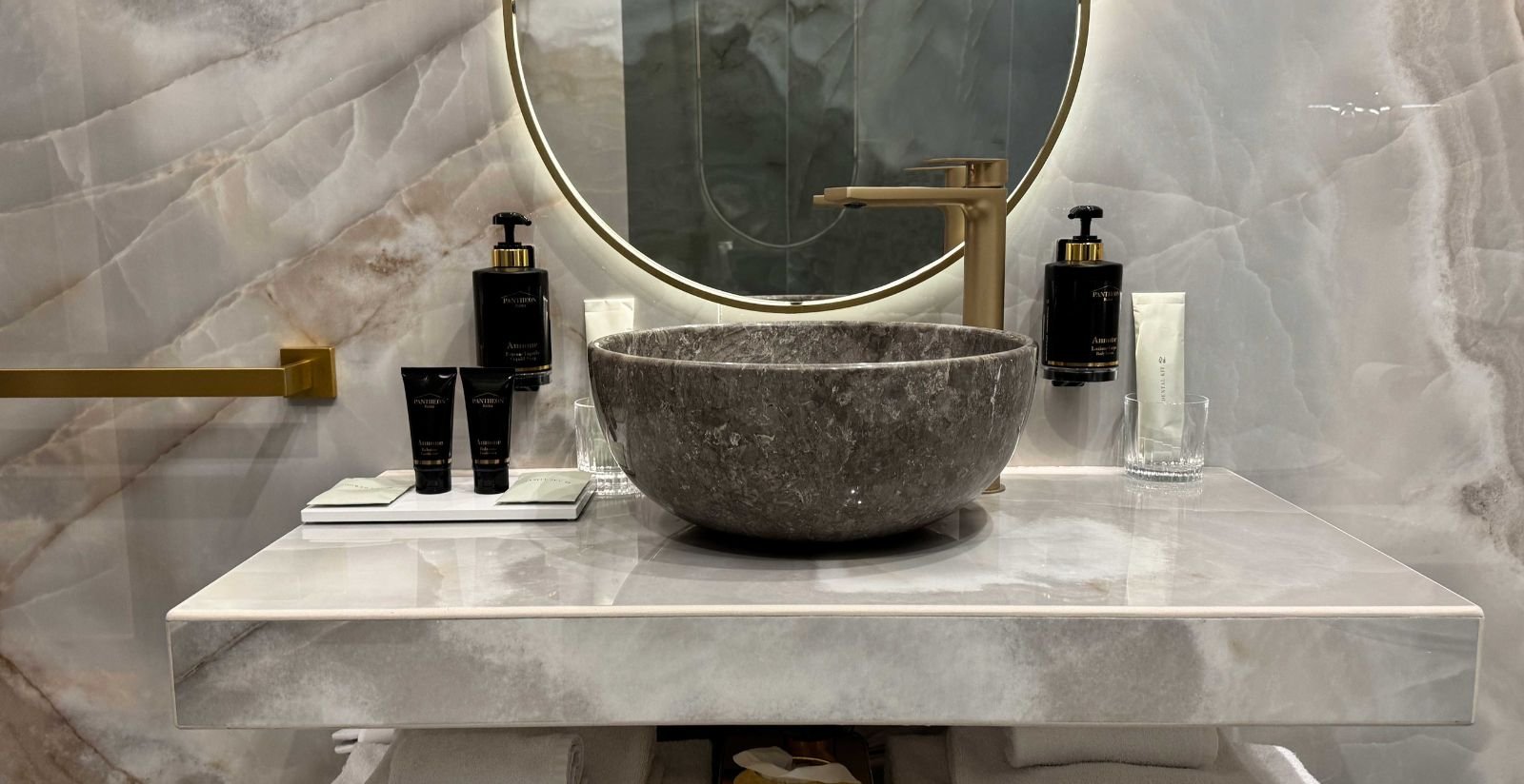 Discover our Pantheon Parfum Amenities3