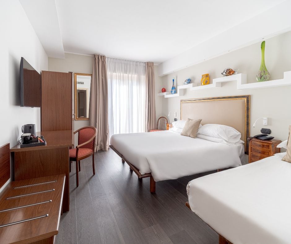 Superior Room with balcony4