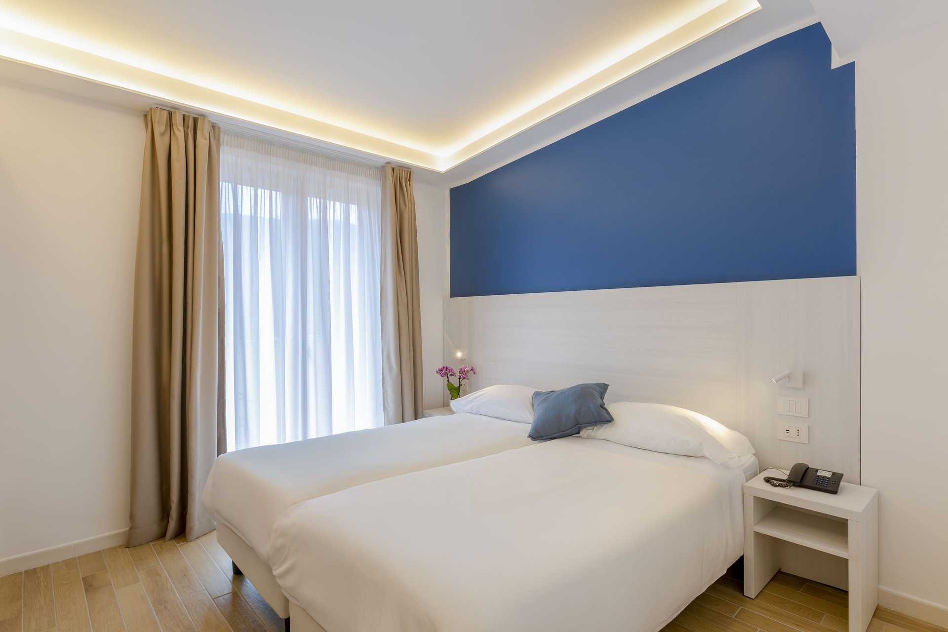 Camere3