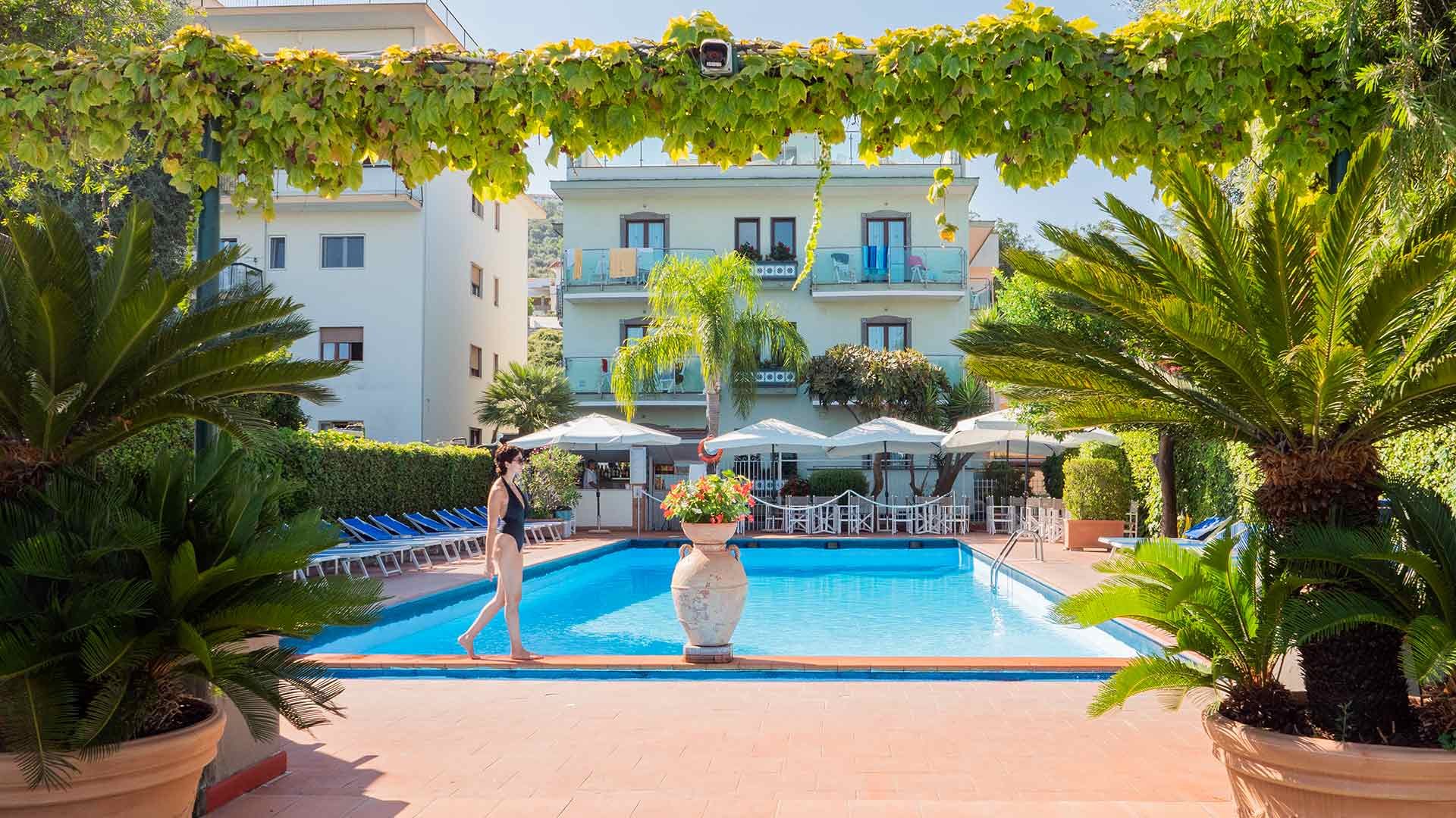 Hotel2