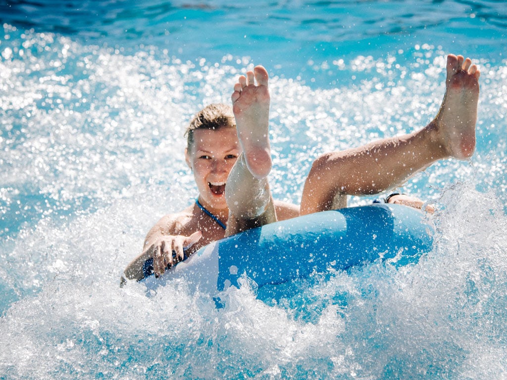 amusEmEnt paRks foR adults and childREn5