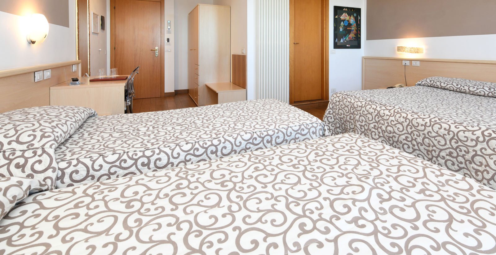 chambRE quadRuplE avec vuE suR lE lac2