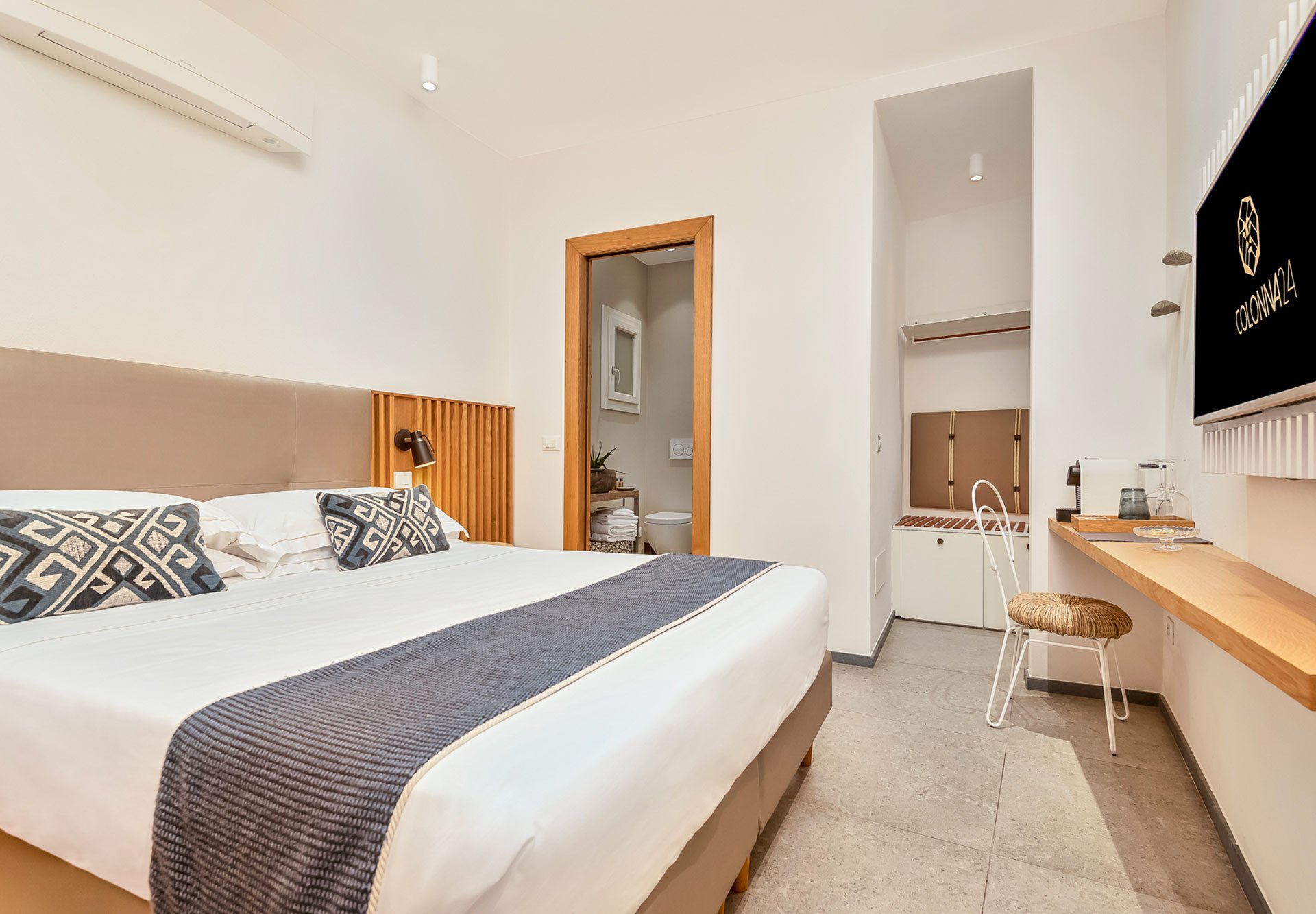 Room 21
