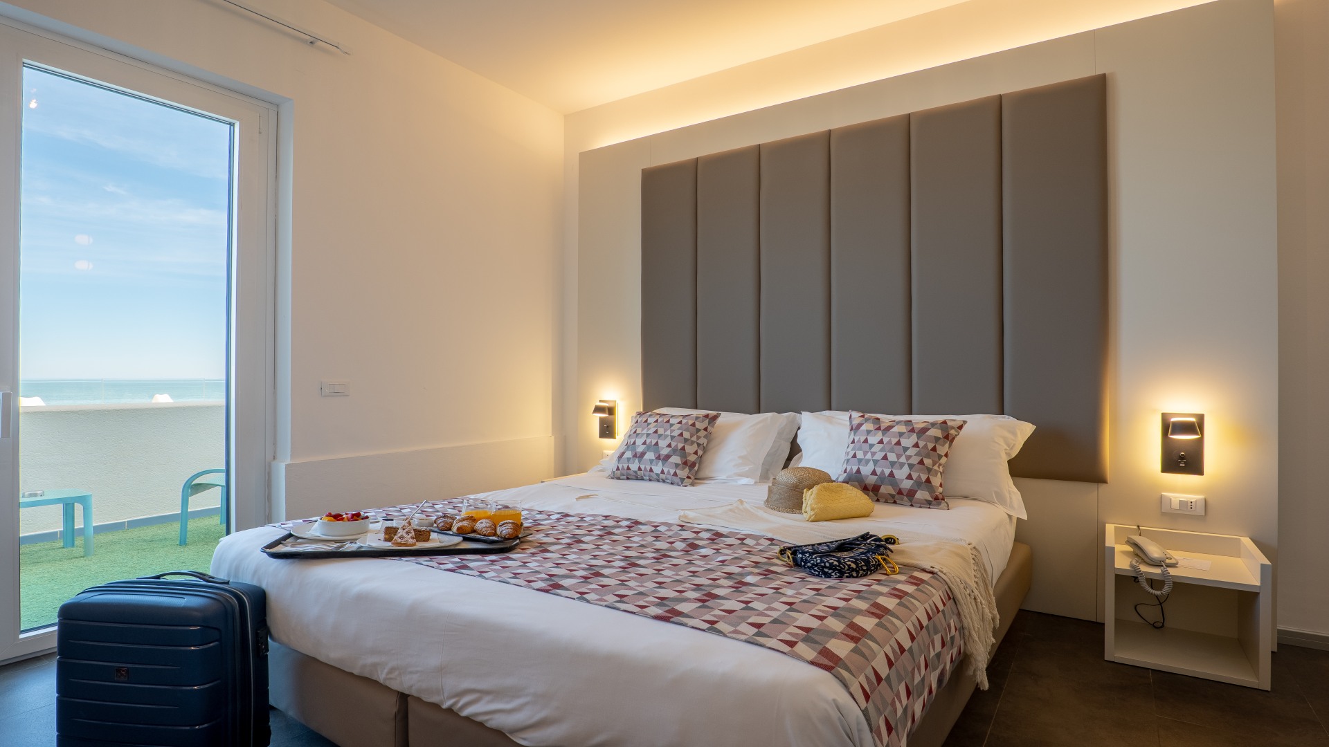 Deluxe con vista mare e terrazzo4