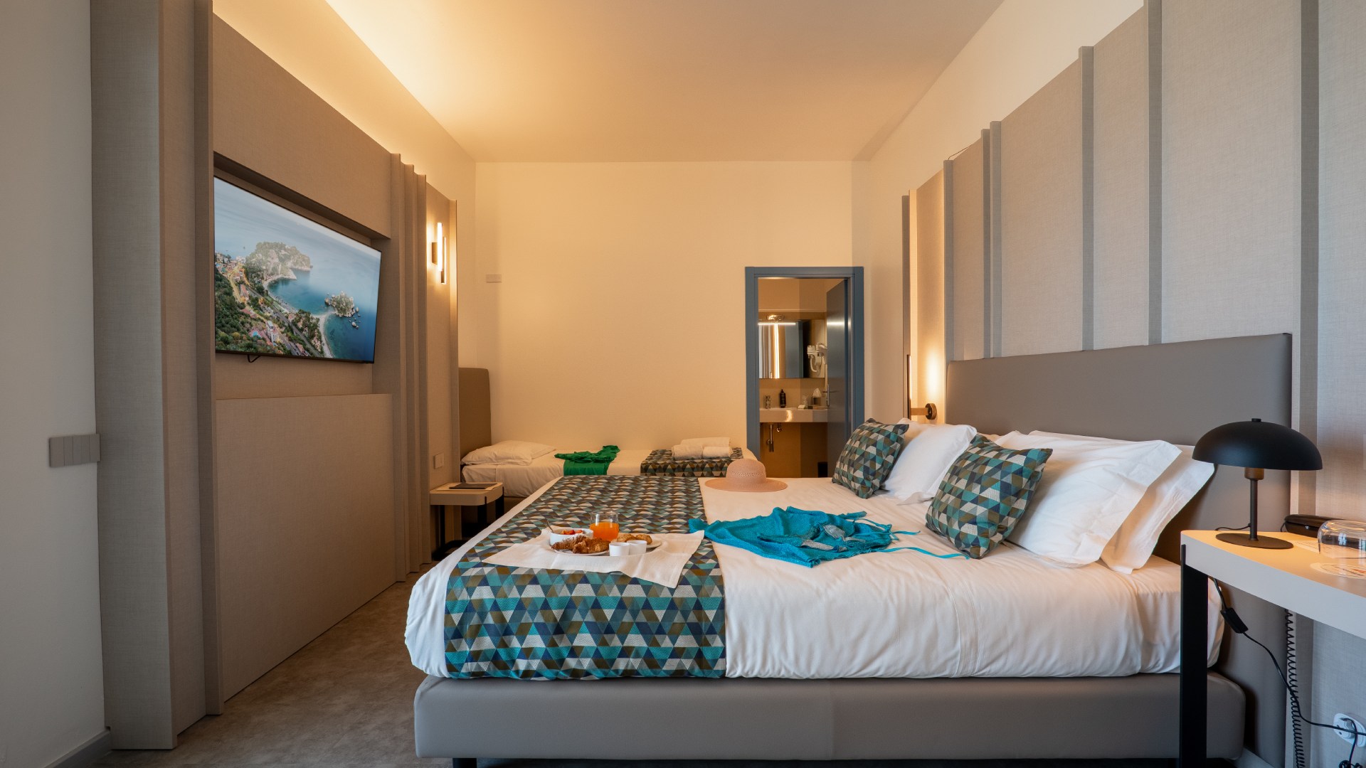 Suite with sea view and terrace4