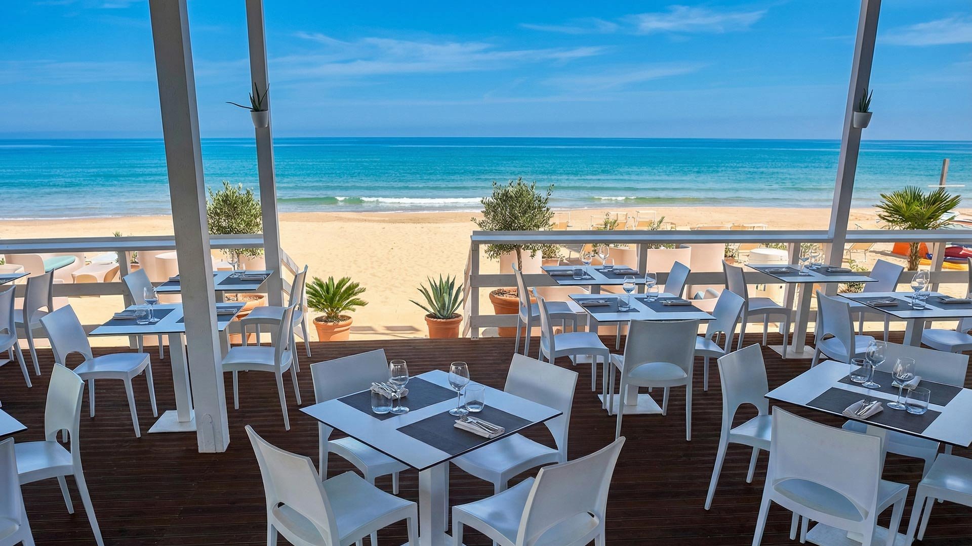 Beachfront hotels Castellammare del Golfo, Sicily8
