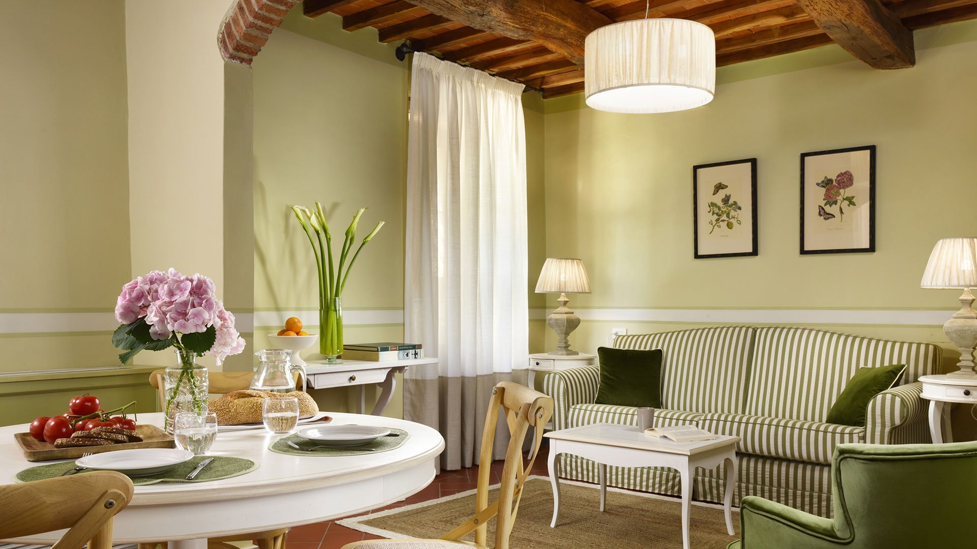 Country Suite3