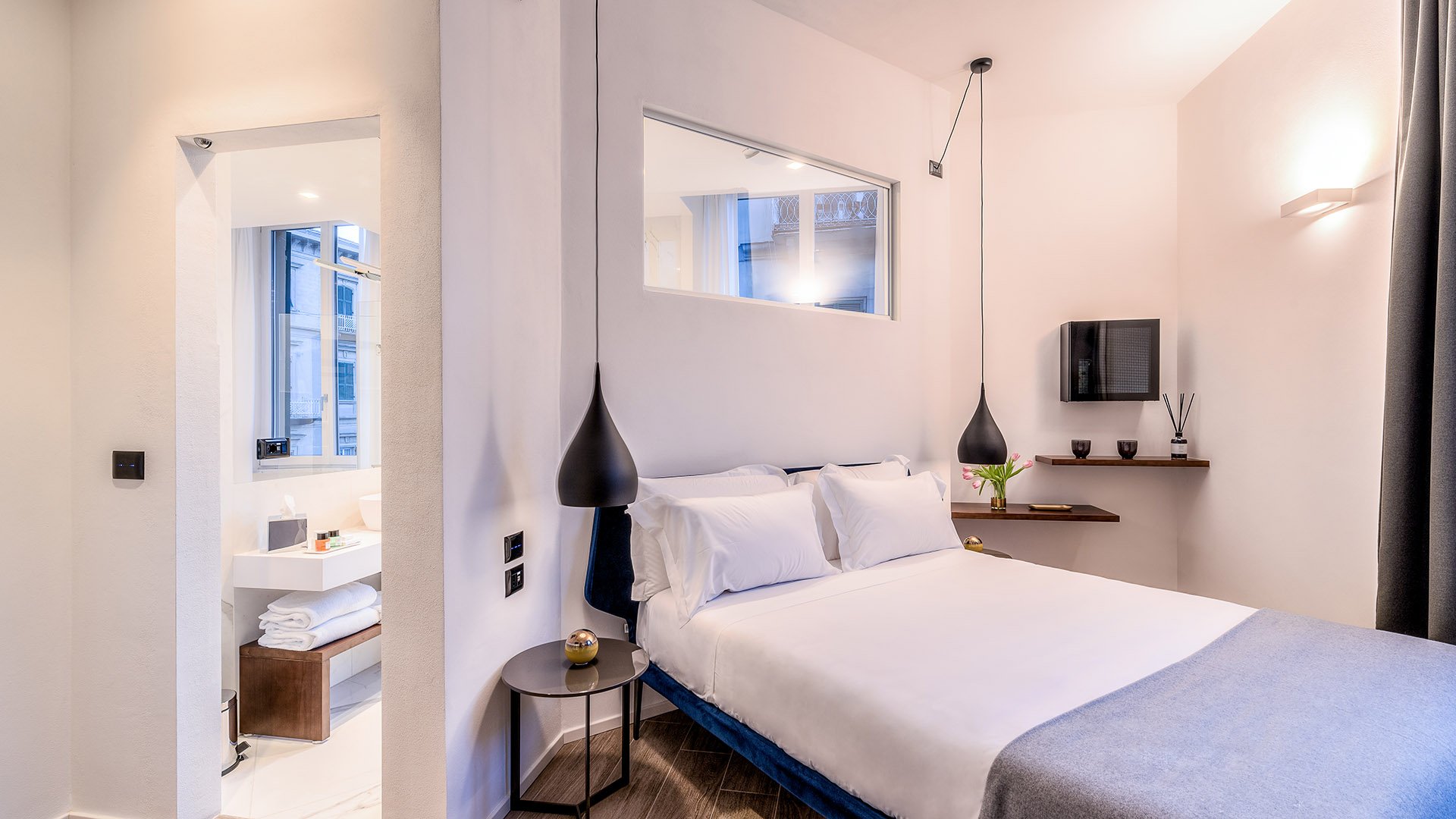 Deluxe Room City View1