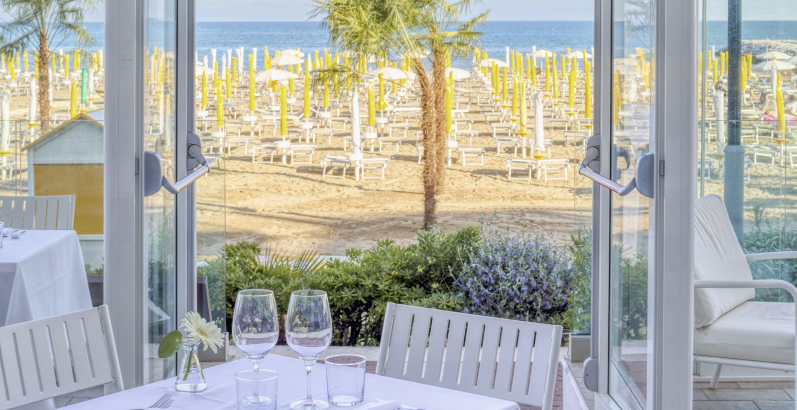 RESTAURANT3