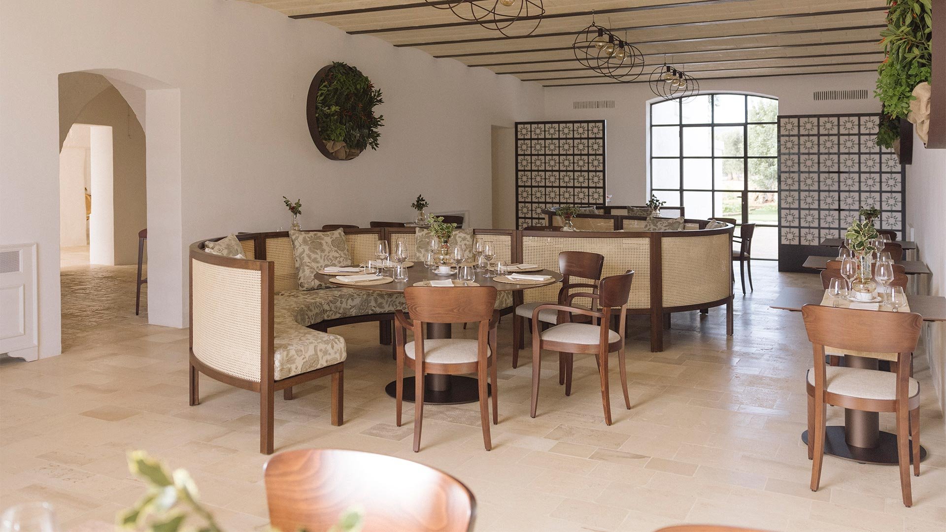 Restaurant and Bar1