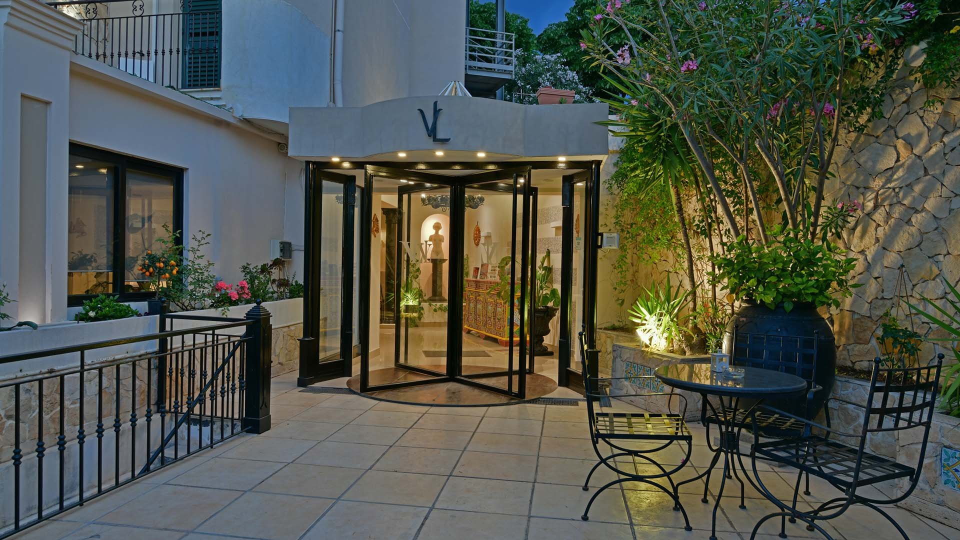Hotel & Apartments Villa Linda 6