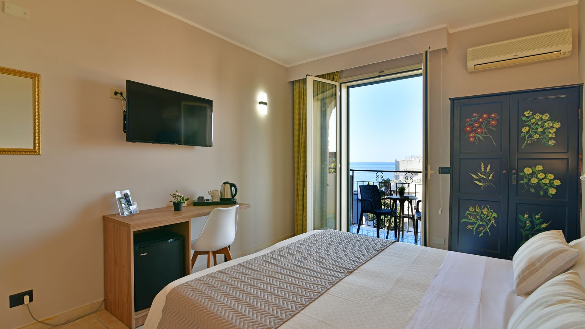 Camere7
