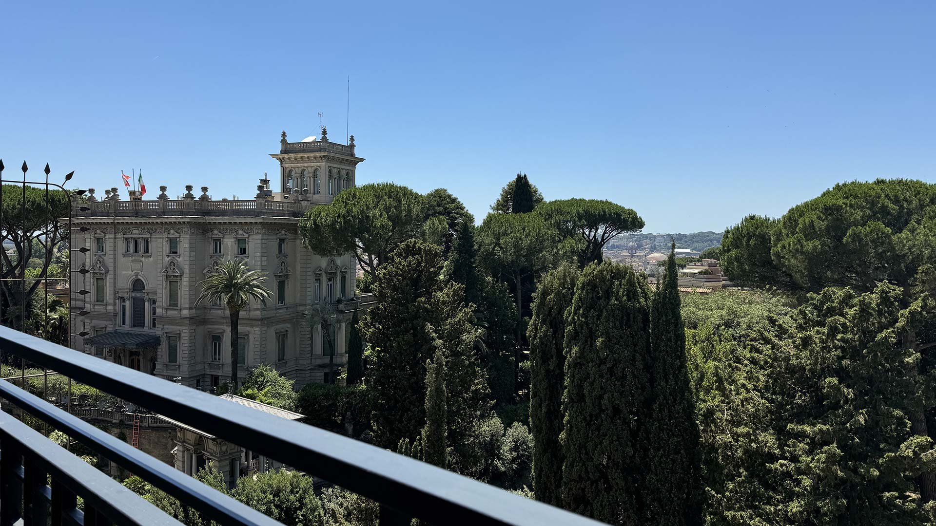 Il tuo soggiorno di lusso in Via Veneto a Roma | Divina Luxury Hotel2