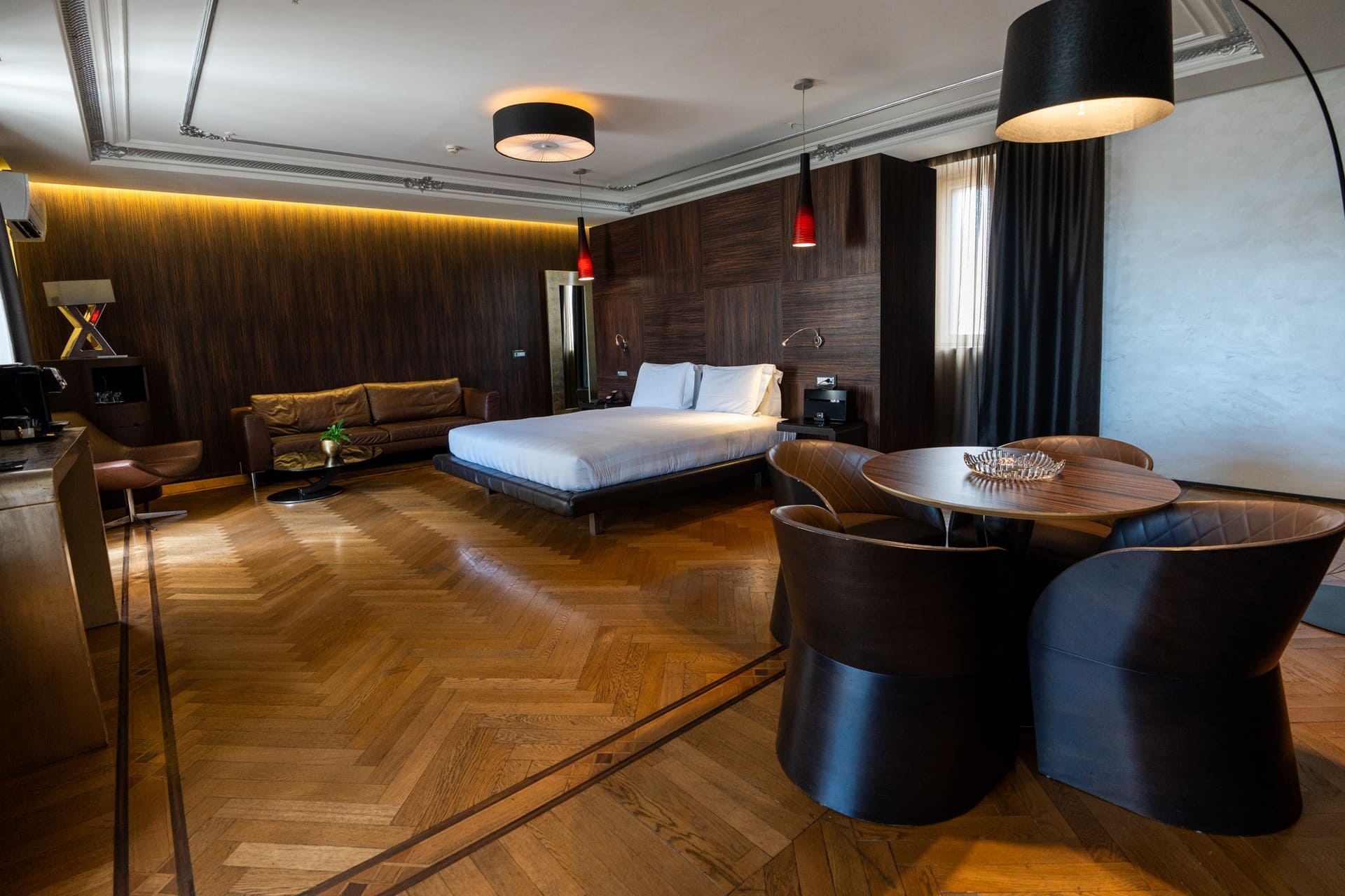 Divina Luxury Hotel 4