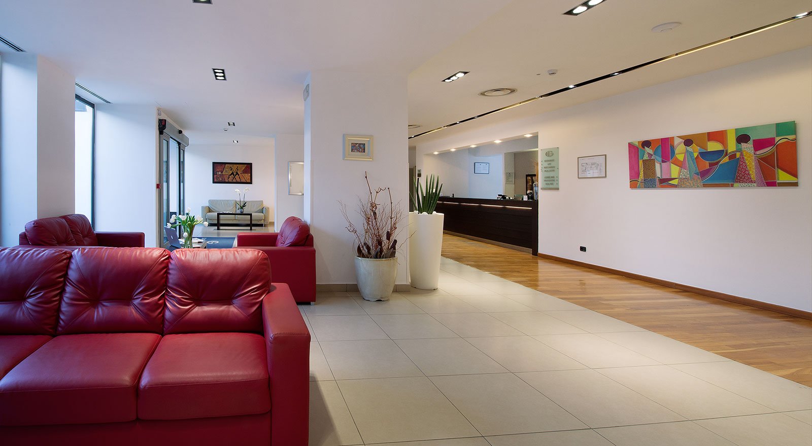 Garden Hotel Latina2