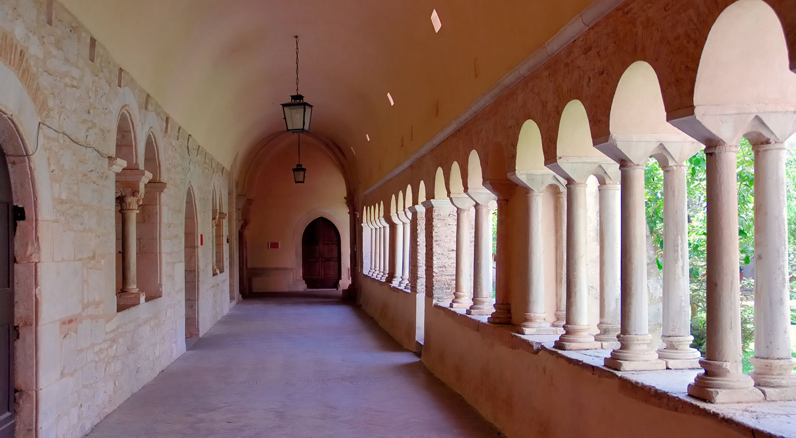 Abbazia di Fossanova2