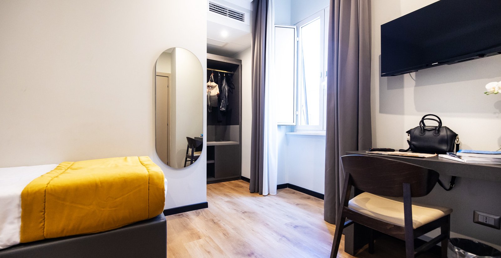 Smart Rooms12 Smart Rooms12