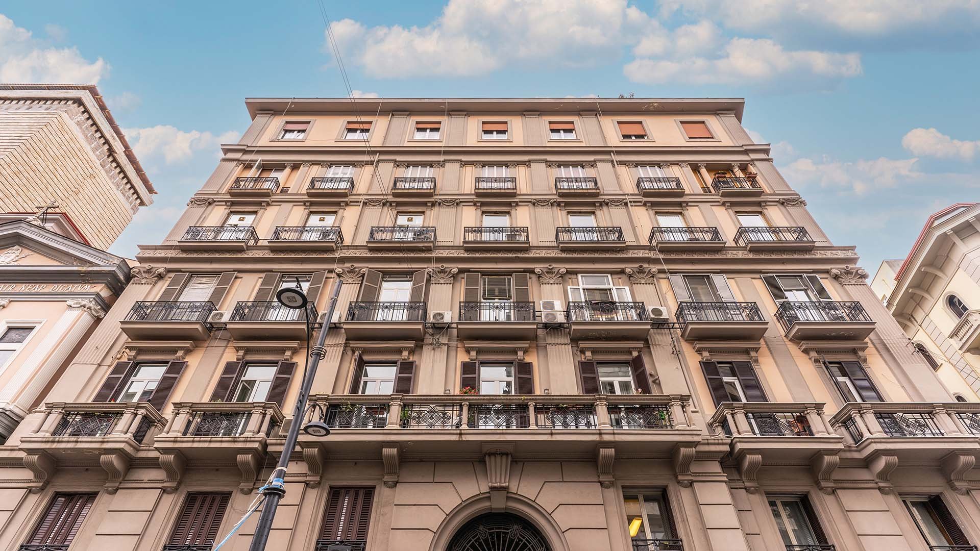 Il palazzetto1