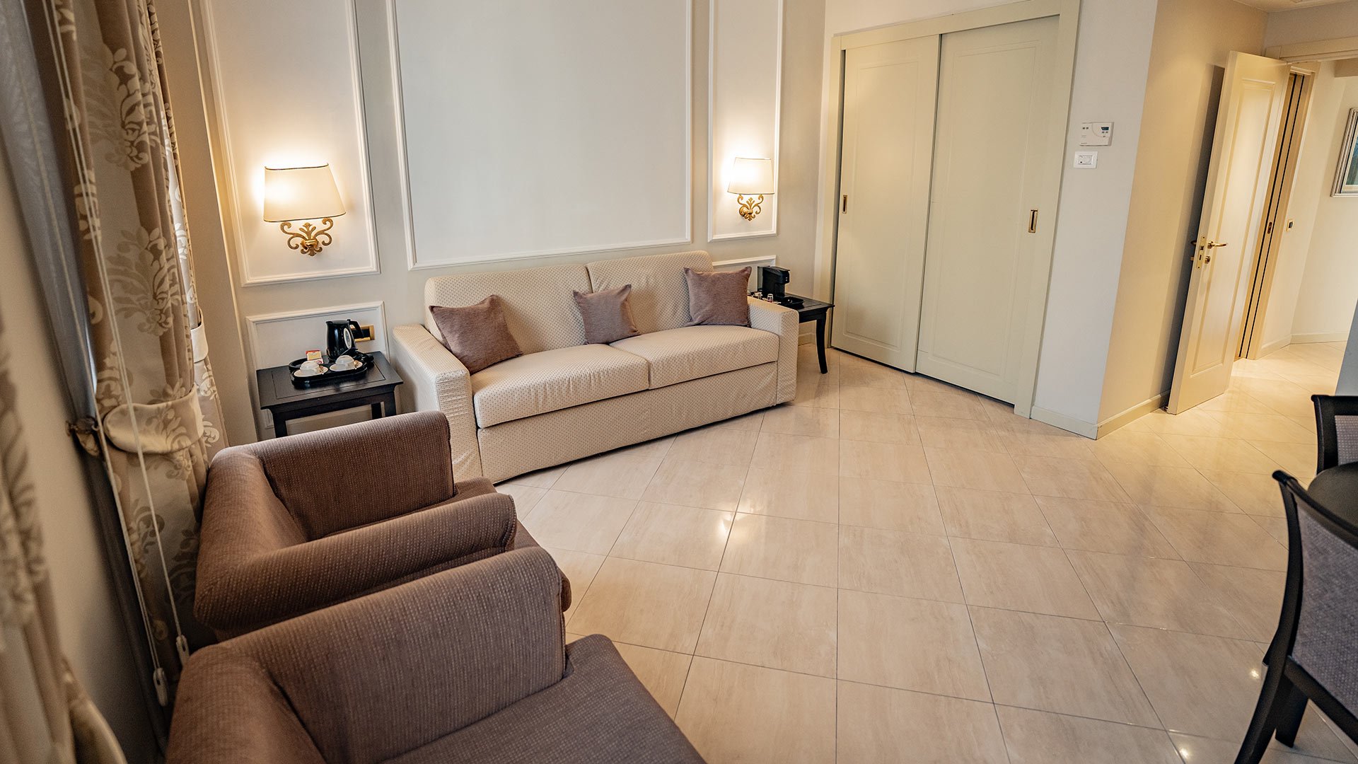 Suite8 Suite8