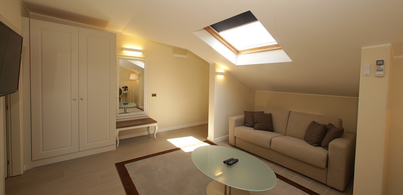 Attic Suite9 Attic Suite9