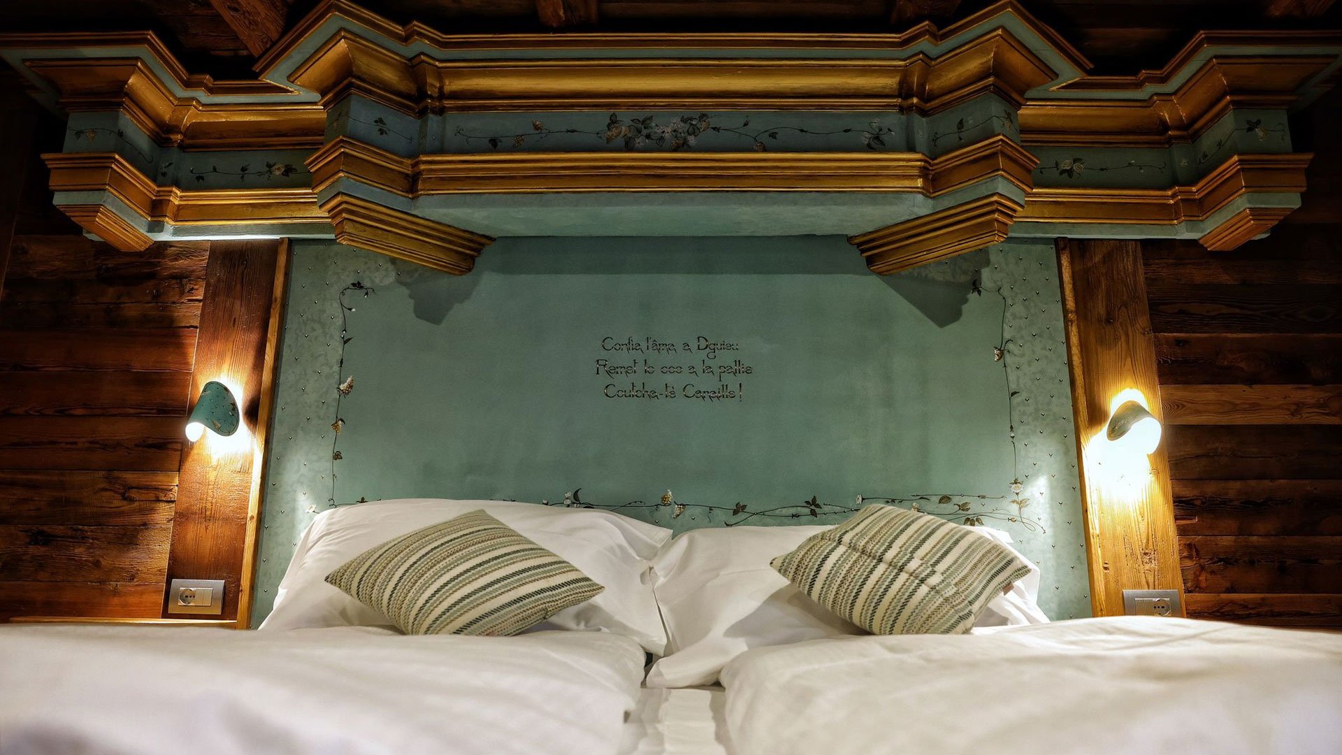 Poiette Room2