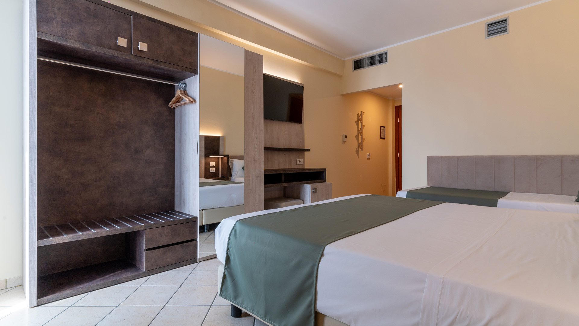 Rooms6