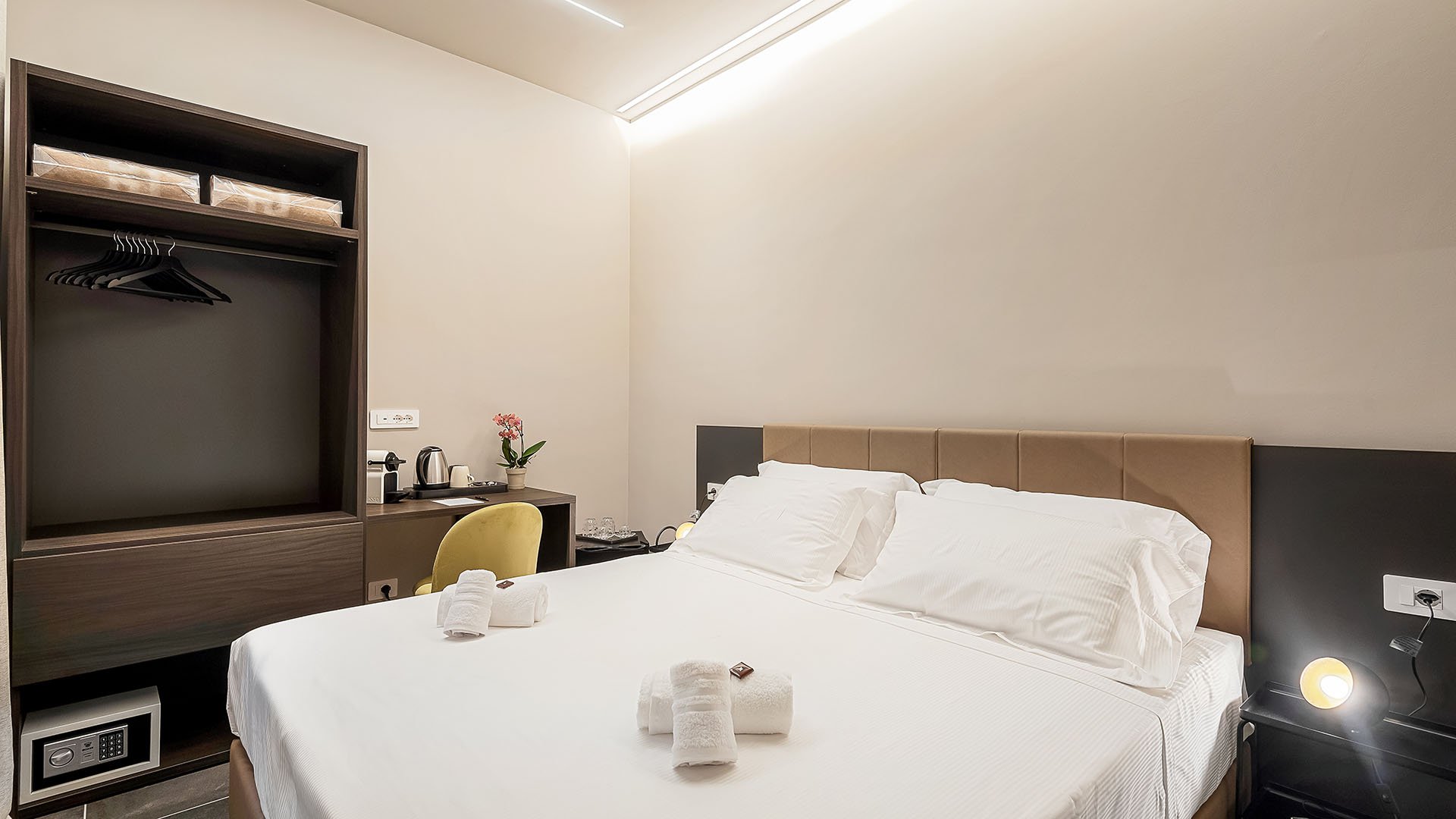 Rooms2