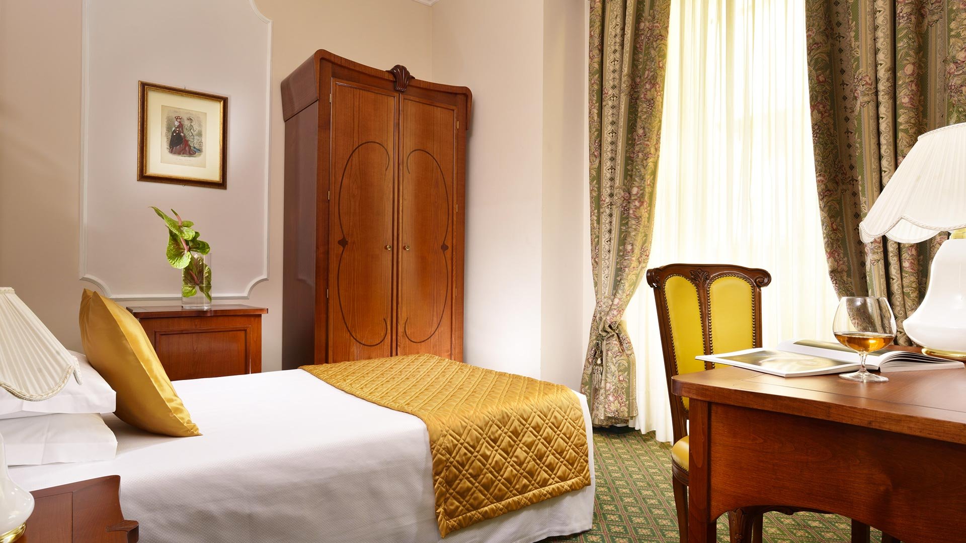 HOTEL BERCHIELLI, A LUXURY HOME10