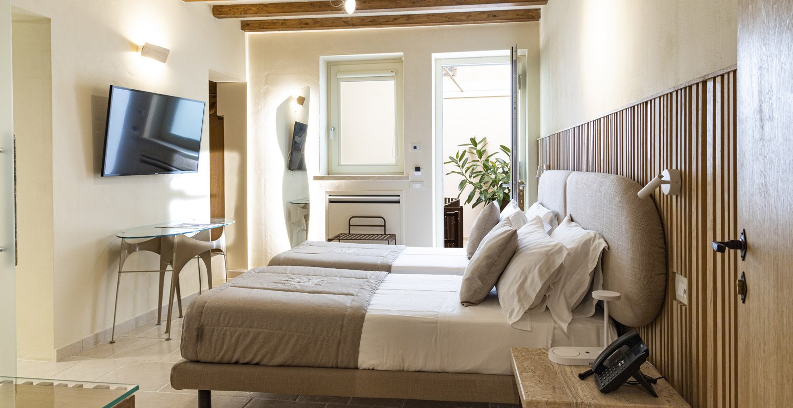 gallery/1600-family-room2.jpg gallery/1600-family-room2.jpg