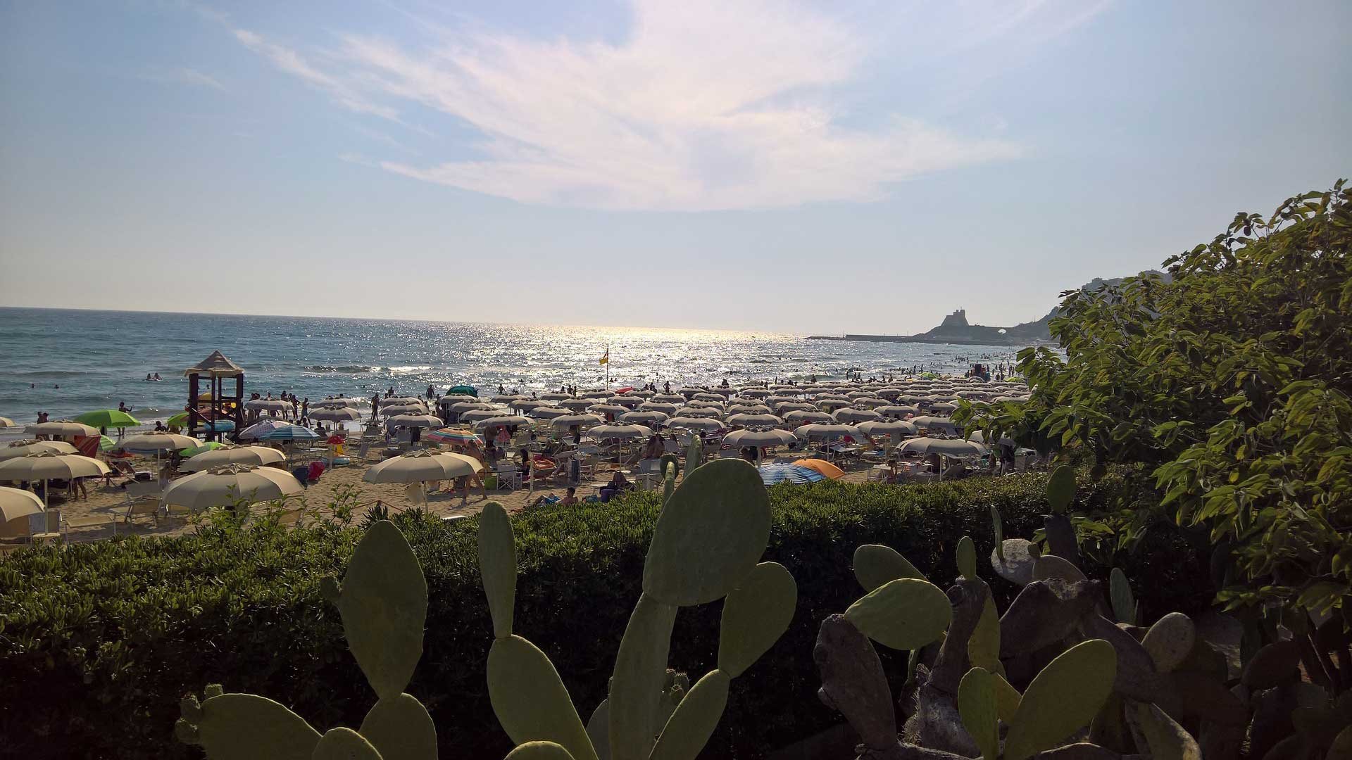 The sea 1