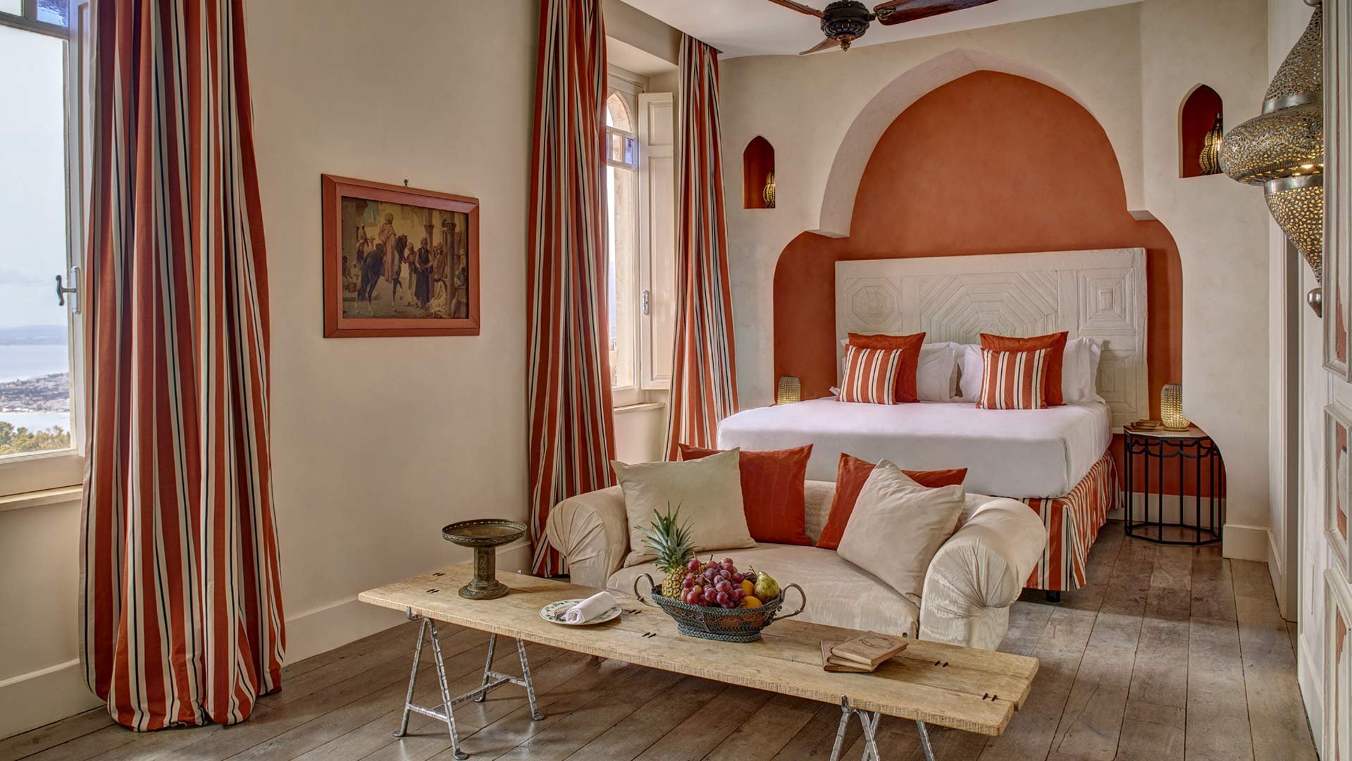 Rooms & Suites2