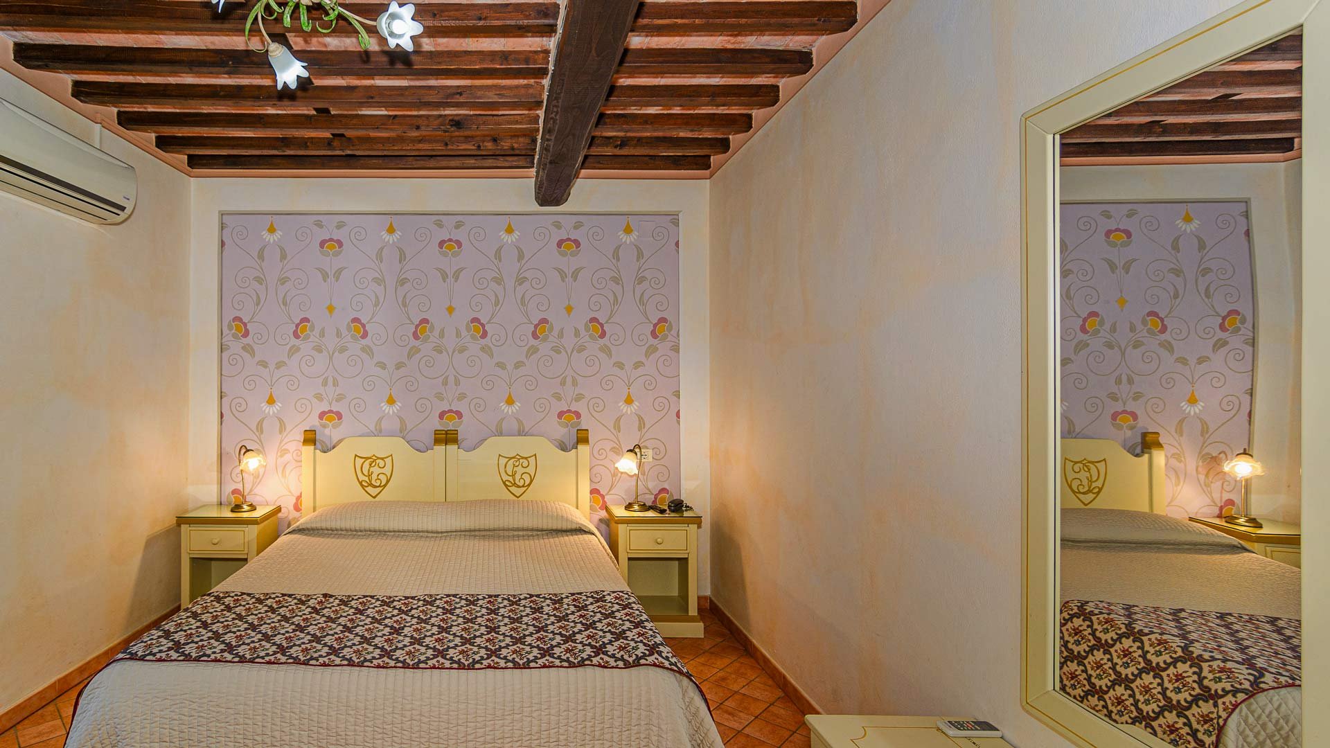 Standard room1