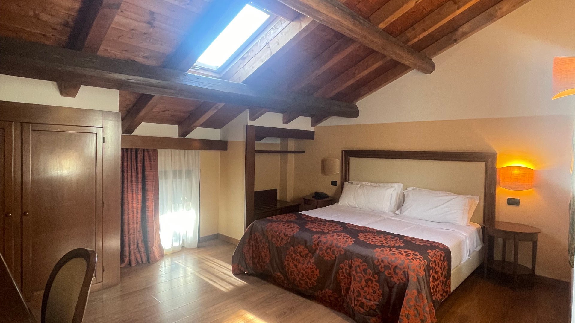 Hotel2