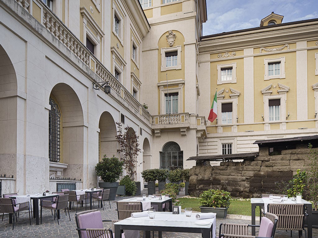 Palazzo Montemartini 10 Palazzo Montemartini 10