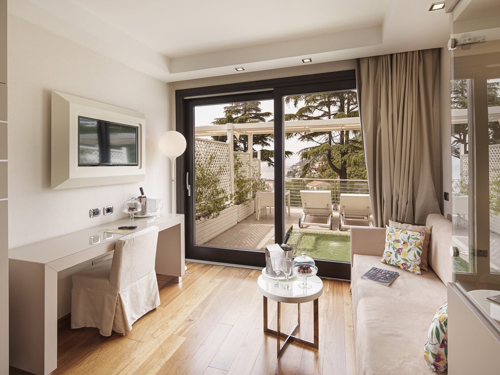 Junior Suite con Whirlpool Esterna 4 Junior Suite con Whirlpool Esterna 4
