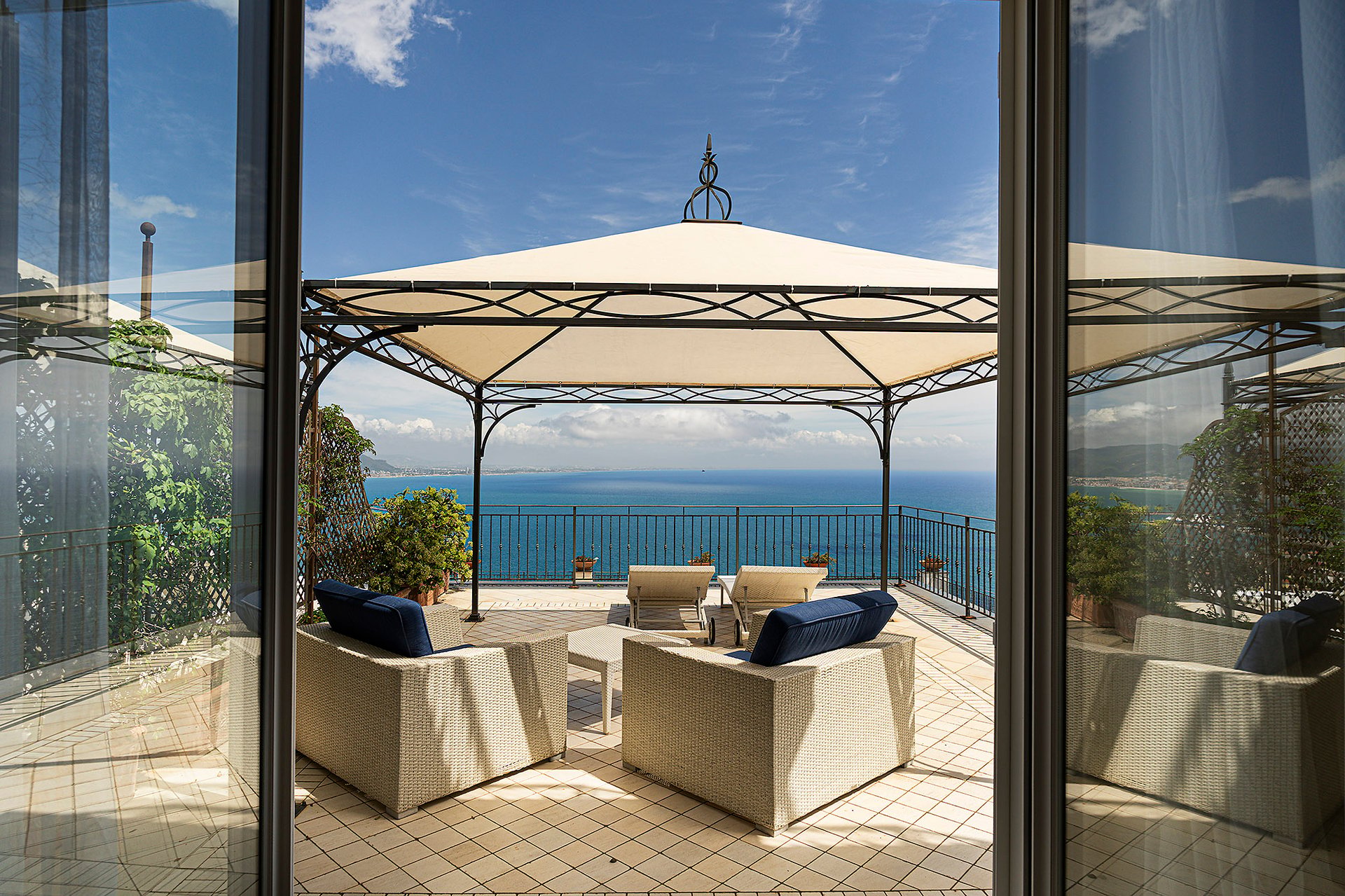 Sunshine Grand View Suite8