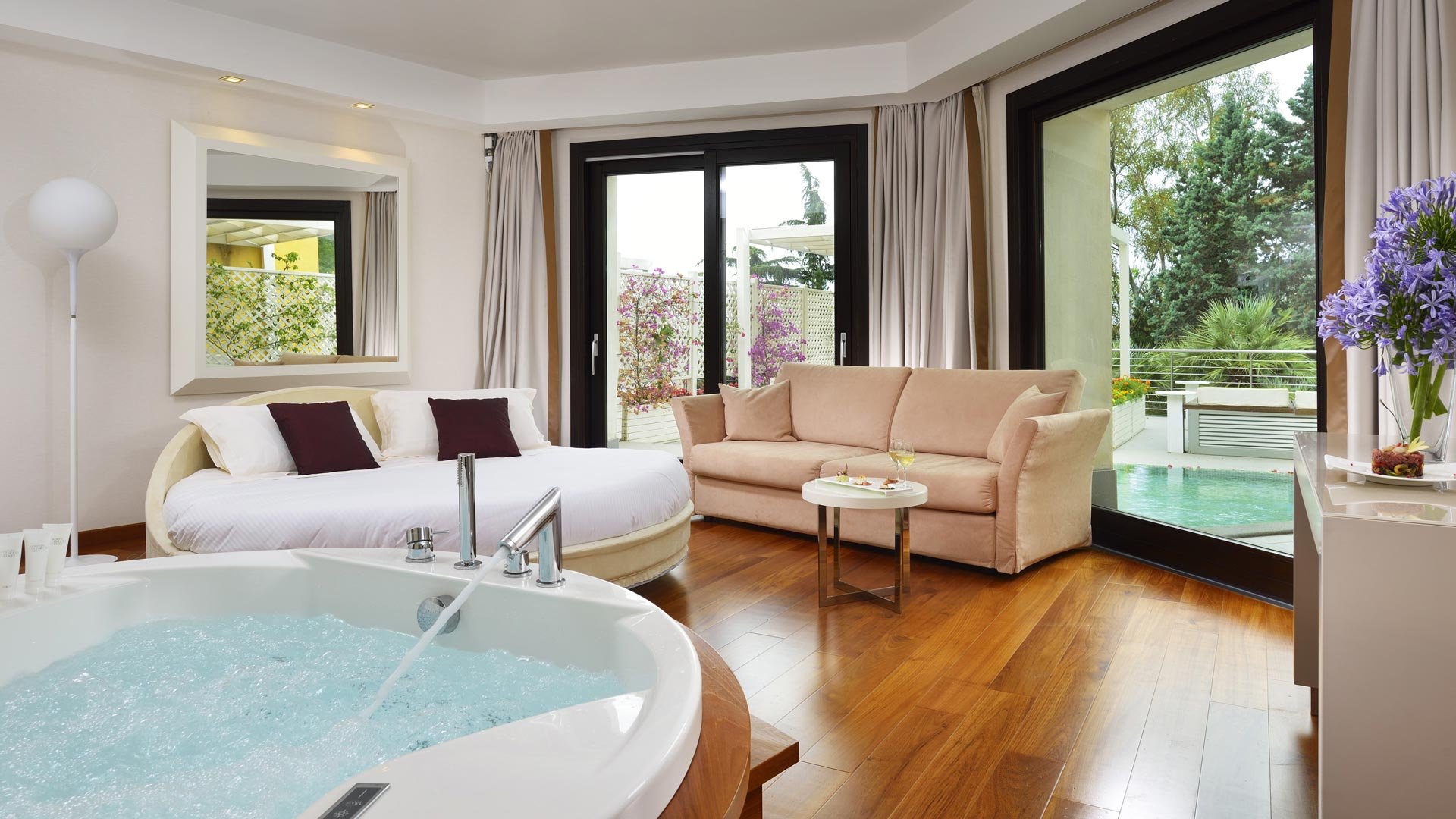 Luxury hotels Salerno9 Luxury hotels Salerno9